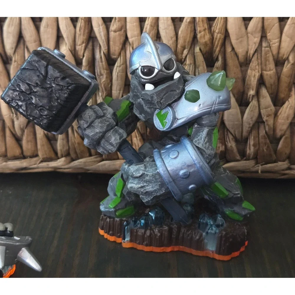 Skylanders Figures Lot of 3 Trap Team Earth Characters Action Figures‎